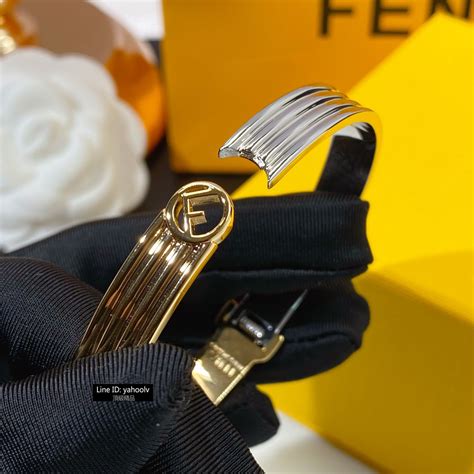 cerchio perle fendi|芬迪(IFS国际金融中心百货).